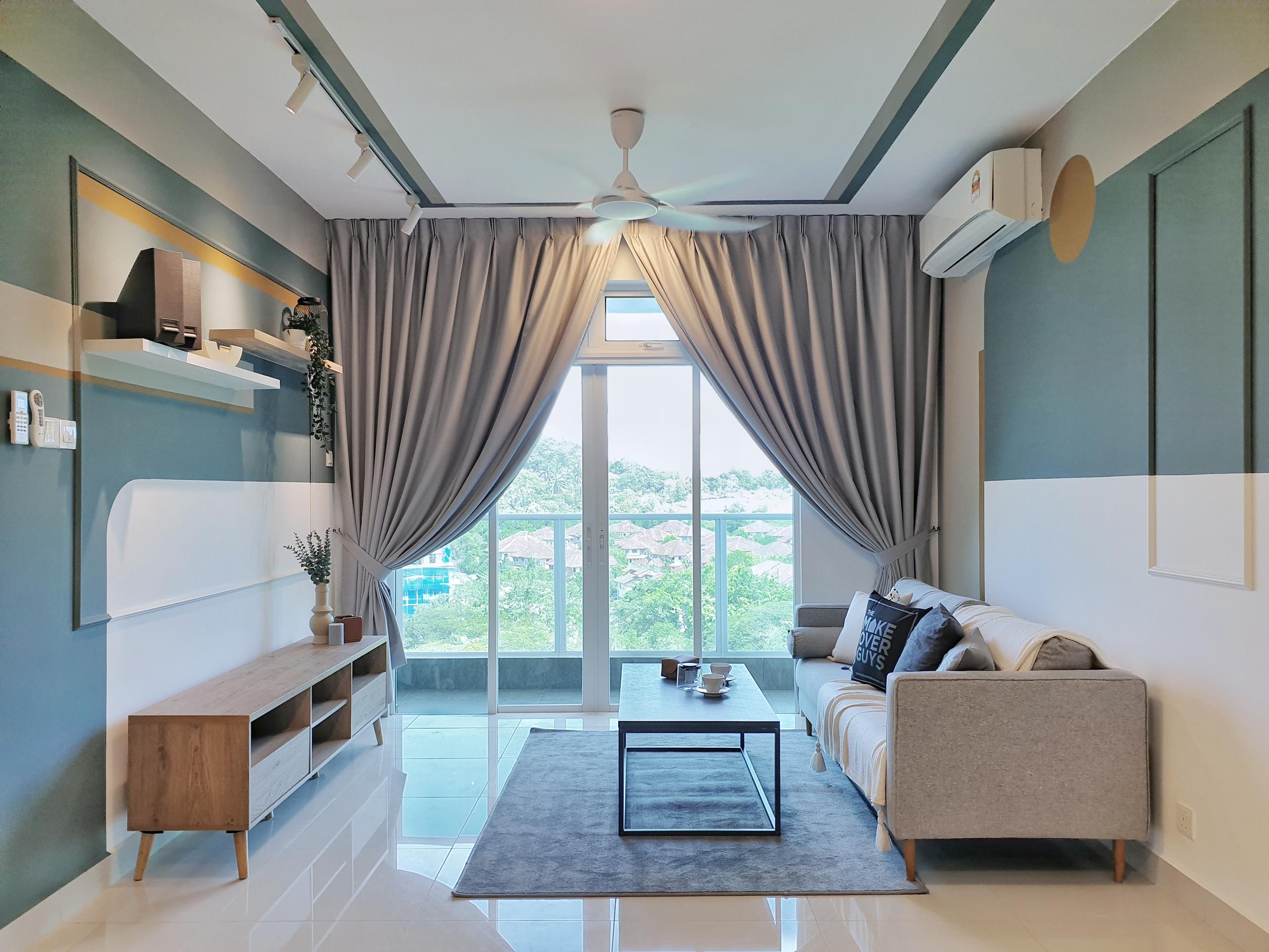 Spacious living room